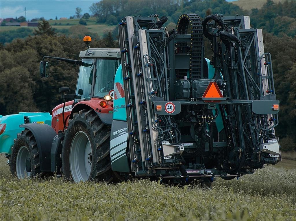 Feldspritze tip Berthoud HERMES med fronttank, Gebrauchtmaschine in Ringsted (Poză 3)