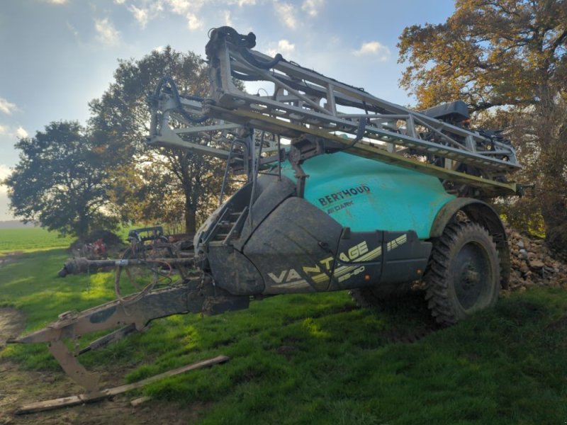 Feldspritze tip Berthoud Vantage Dark 55 60, Gebrauchtmaschine in FRESNAY LE COMTE (Poză 1)