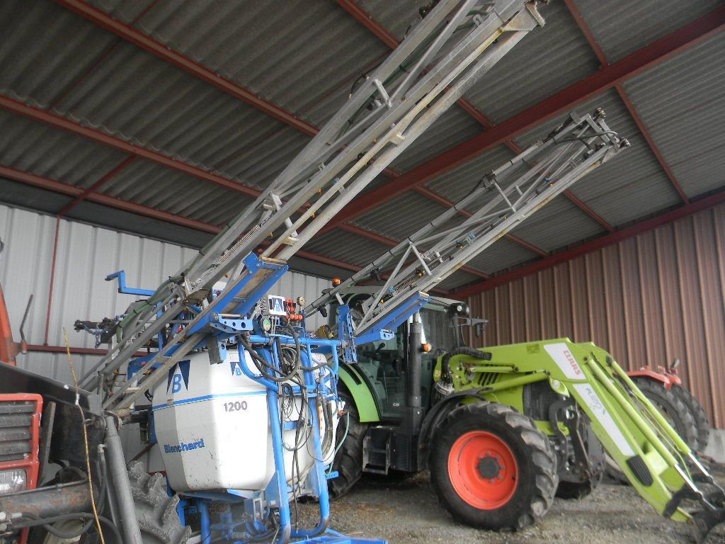 Feldspritze des Typs Blanchard 1200 PROFI 21 M ALU, Gebrauchtmaschine in ENNEZAT (Bild 1)