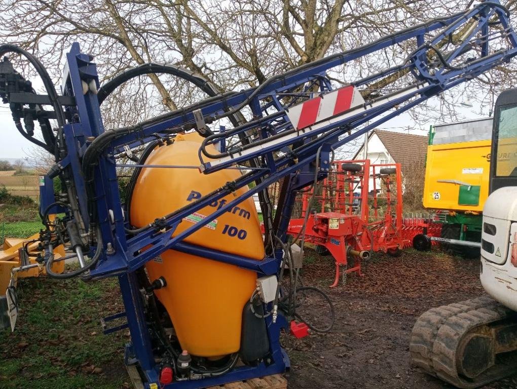 Feldspritze typu Caruelle PROFARM 100, Gebrauchtmaschine w OBERLAUTERBACH (Zdjęcie 1)