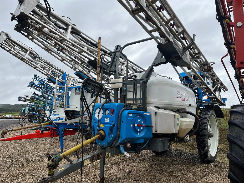 Feldspritze van het type Evrard METEOR 3400 PLUS, Gebrauchtmaschine in VERT TOULON (Foto 3)