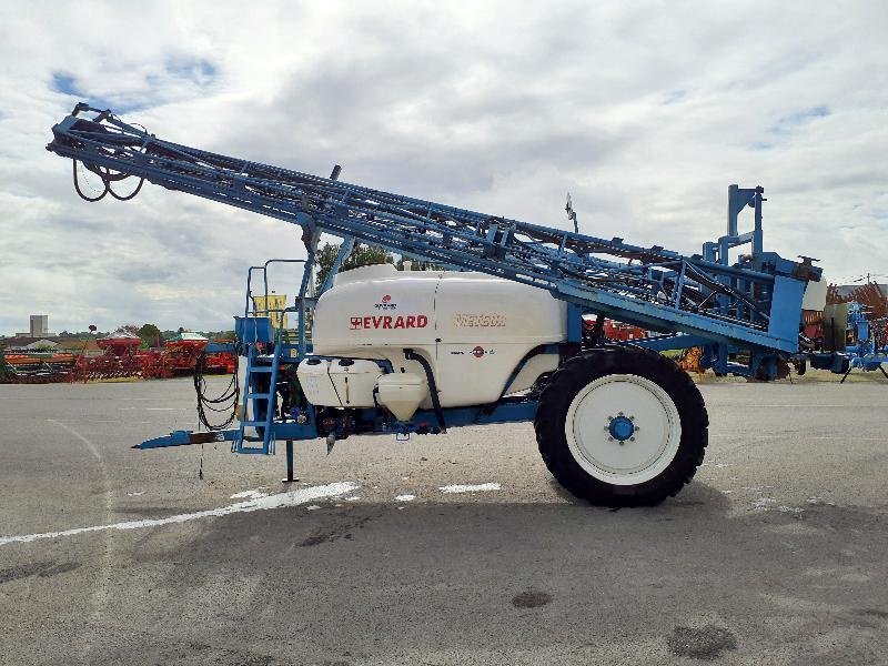 Feldspritze van het type Evrard METEOR3400-28, Gebrauchtmaschine in ANTIGNY (Foto 5)