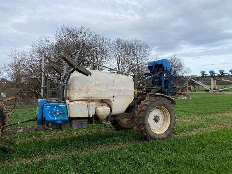 Feldspritze tip Evrard METEOR4100, Gebrauchtmaschine in CHAUMONT (Poză 2)