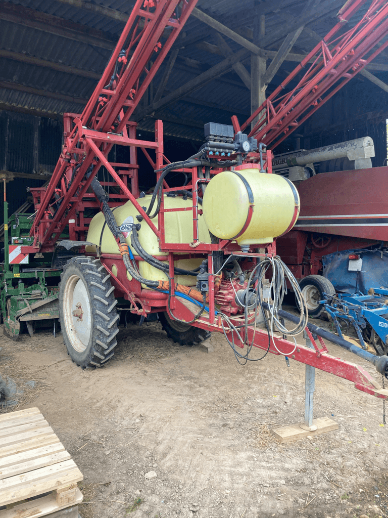 Feldspritze tip Hardi 1500 L, Gebrauchtmaschine in CINTHEAUX (Poză 1)