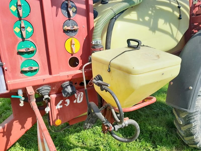 Feldspritze tipa Hardi Commander 2800 Liter Feldspritze gezogen, Gebrauchtmaschine u St. Marienkirchen (Slika 9)