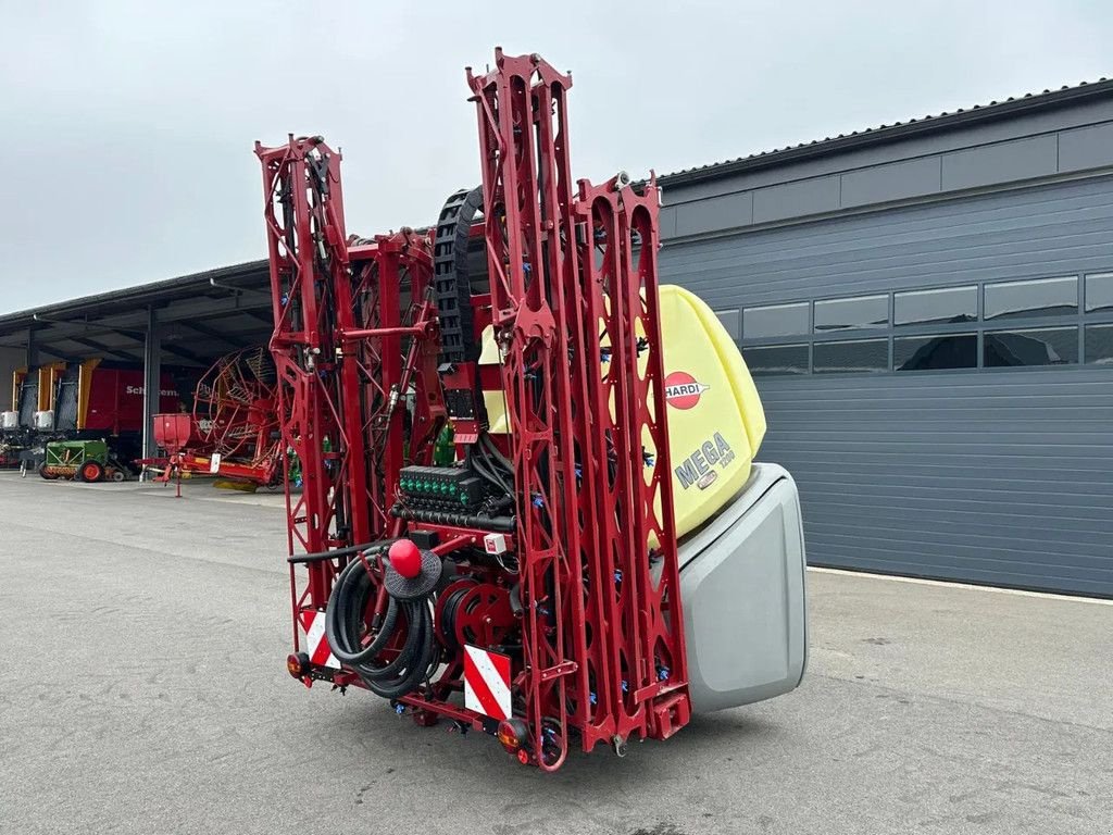 Feldspritze des Typs Hardi Gedragen spuit Mega 1200ltr, Gebrauchtmaschine in BENNEKOM (Bild 1)