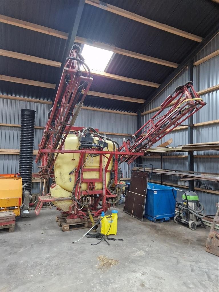 Feldspritze du type Hardi MEGA 1000 ltr. med 15m LHY bom. Lige fra marken .., Gebrauchtmaschine en Varde (Photo 1)