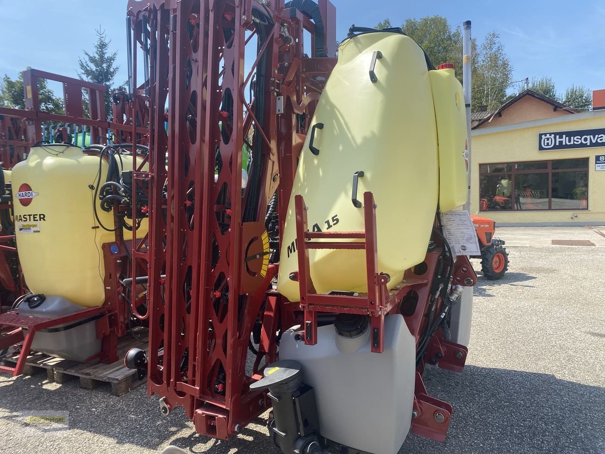 Feldspritze van het type Hardi Mega 1500 VPZ - 21m, Neumaschine in Senftenbach (Foto 2)