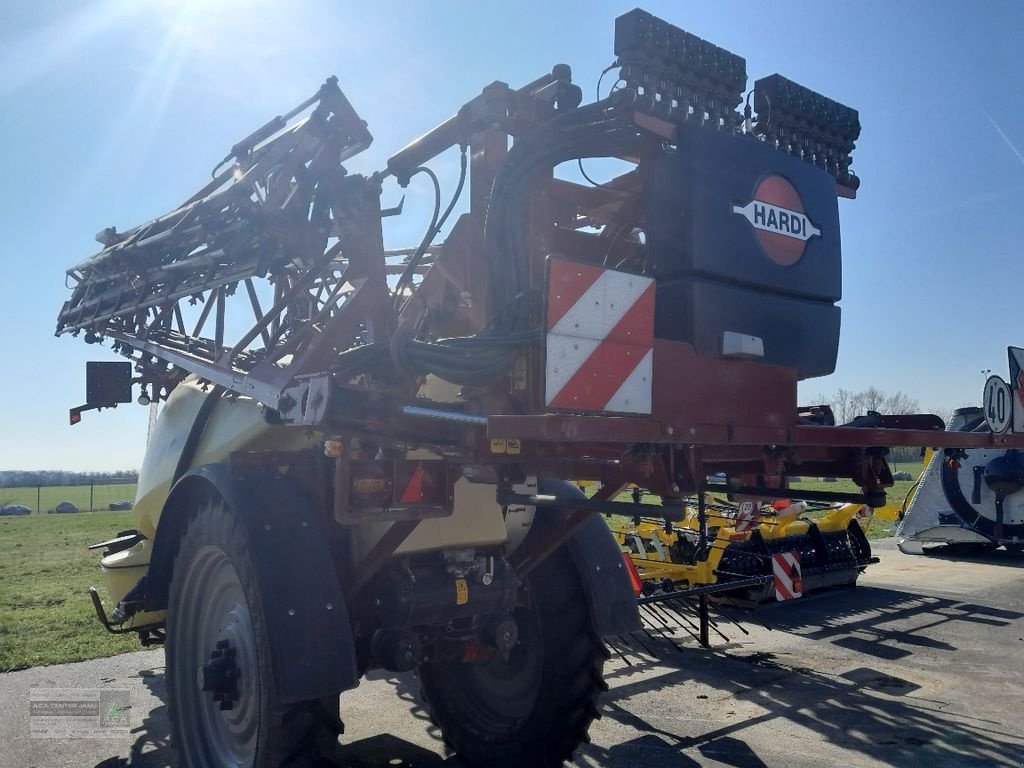 Feldspritze du type Hardi NAVIGATOR  4000 L, Gebrauchtmaschine en Gerasdorf (Photo 8)