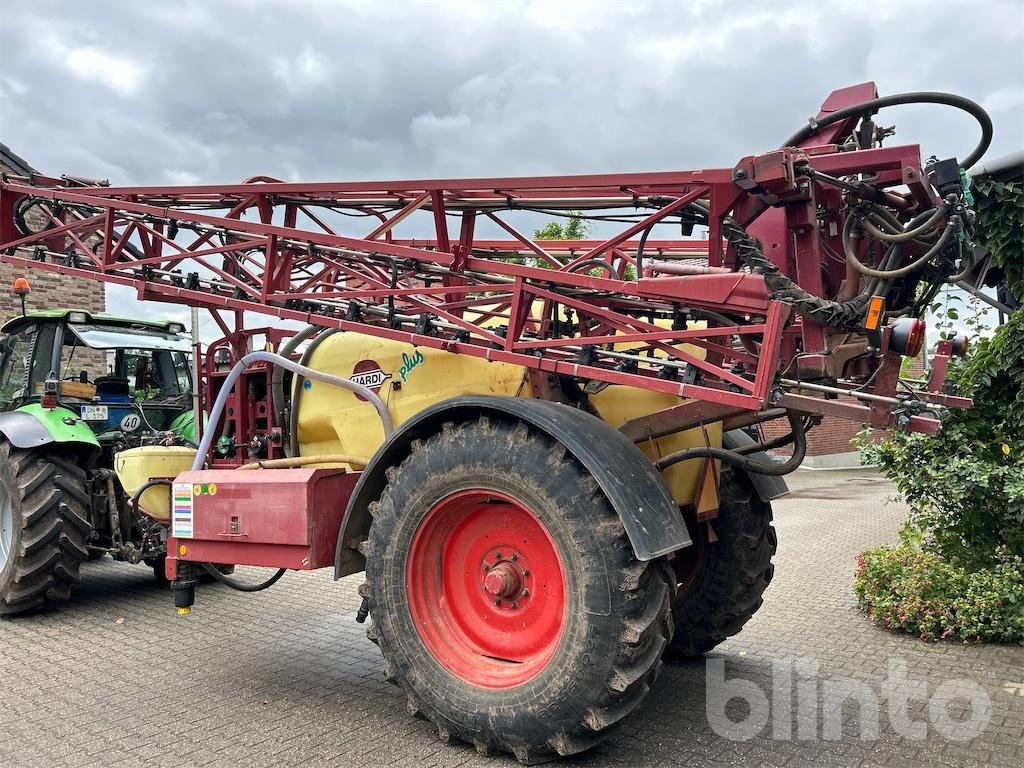 Feldspritze van het type Hardi Plus 32 / 4200, Gebrauchtmaschine in Düsseldorf (Foto 3)