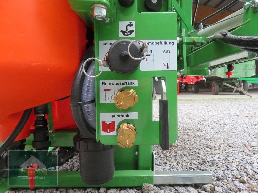 Feldspritze of the type Jessernigg NG 1000L, Neumaschine in Hofkirchen (Picture 12)