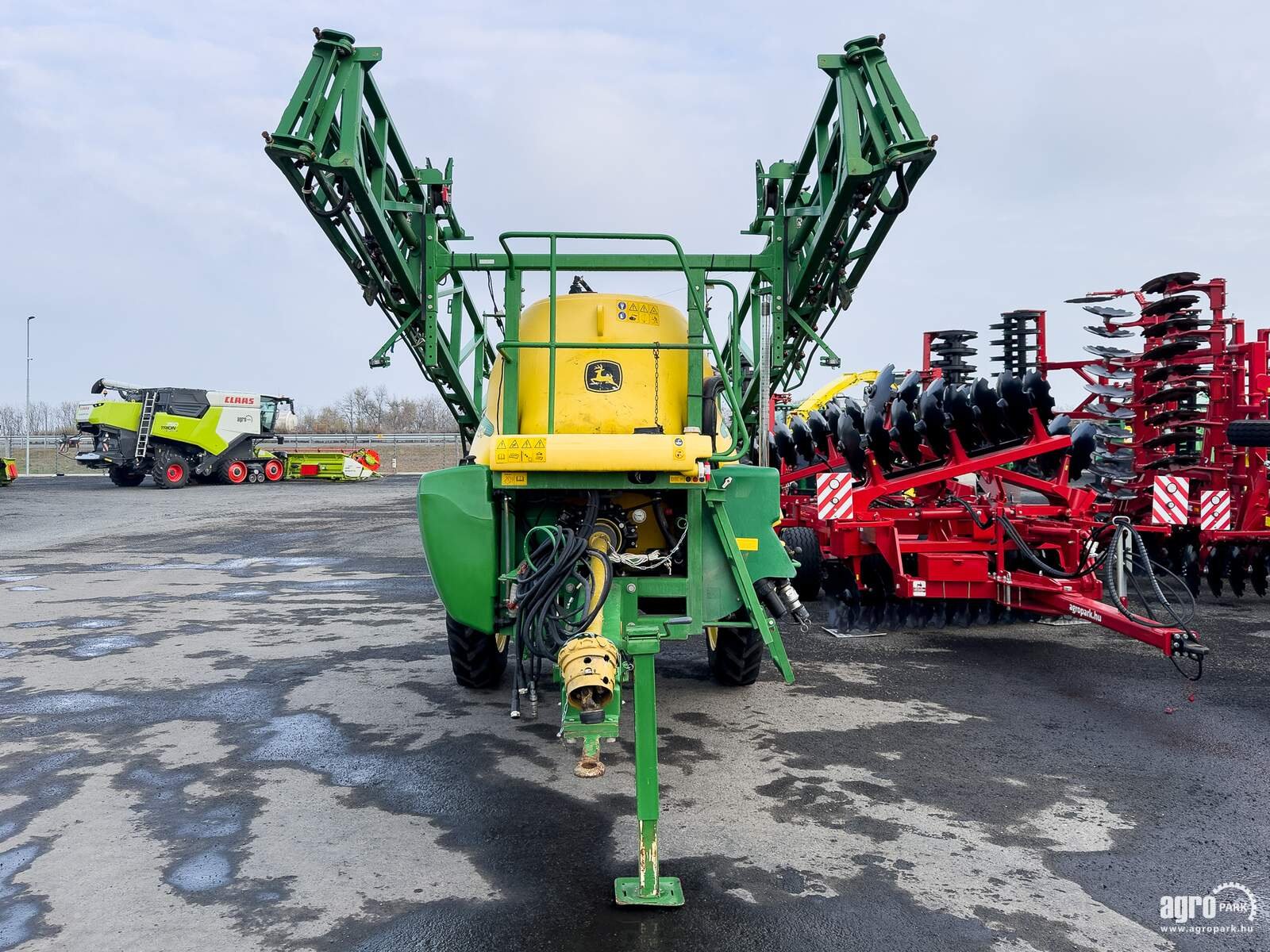 Feldspritze от тип John Deere 724, Gebrauchtmaschine в Csengele (Снимка 7)