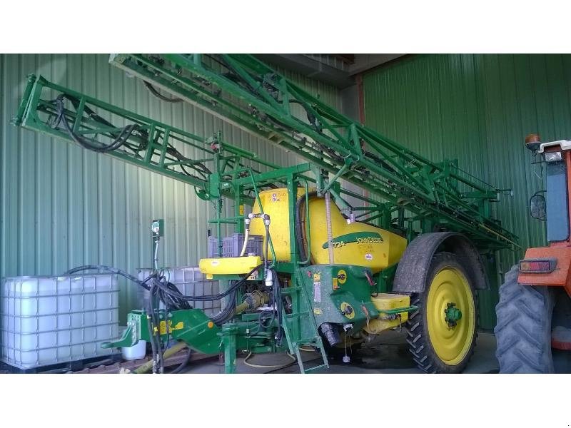 Feldspritze tipa John Deere 724, Gebrauchtmaschine u Richebourg