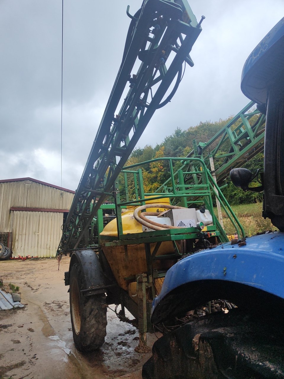 Feldspritze van het type John Deere 824, Gebrauchtmaschine in STENAY (Foto 2)