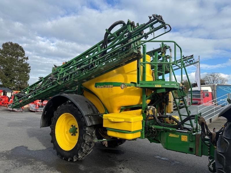 Feldspritze tipa John Deere 832, Gebrauchtmaschine u Wargnies Le Grand (Slika 4)