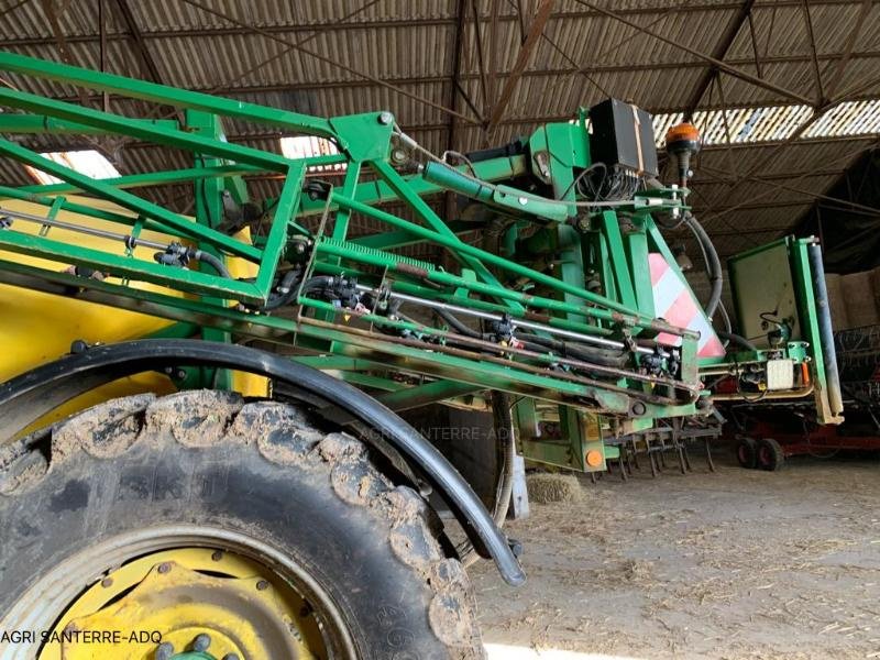 Feldspritze tip John Deere 832, Gebrauchtmaschine in ROYE (Poză 11)