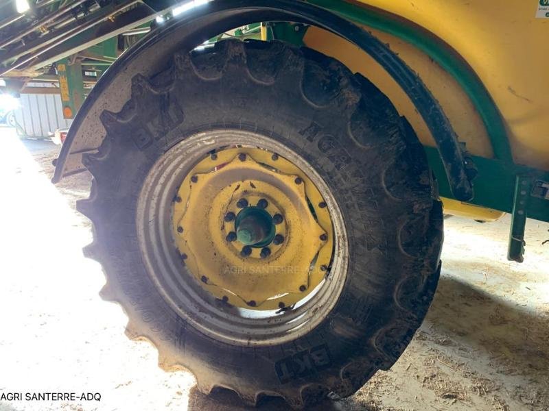 Feldspritze tip John Deere 832, Gebrauchtmaschine in ROYE (Poză 10)