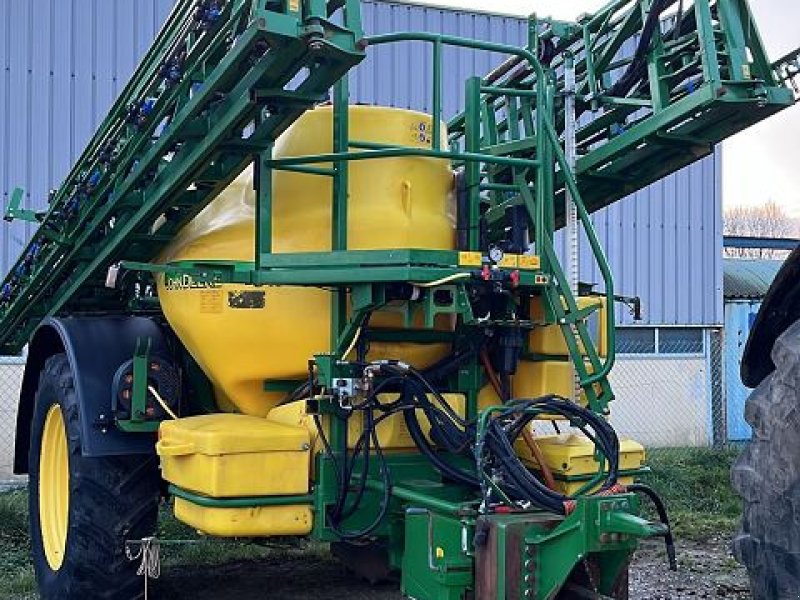 Feldspritze от тип John Deere 840I, Gebrauchtmaschine в BOSC LE HARD (Снимка 1)