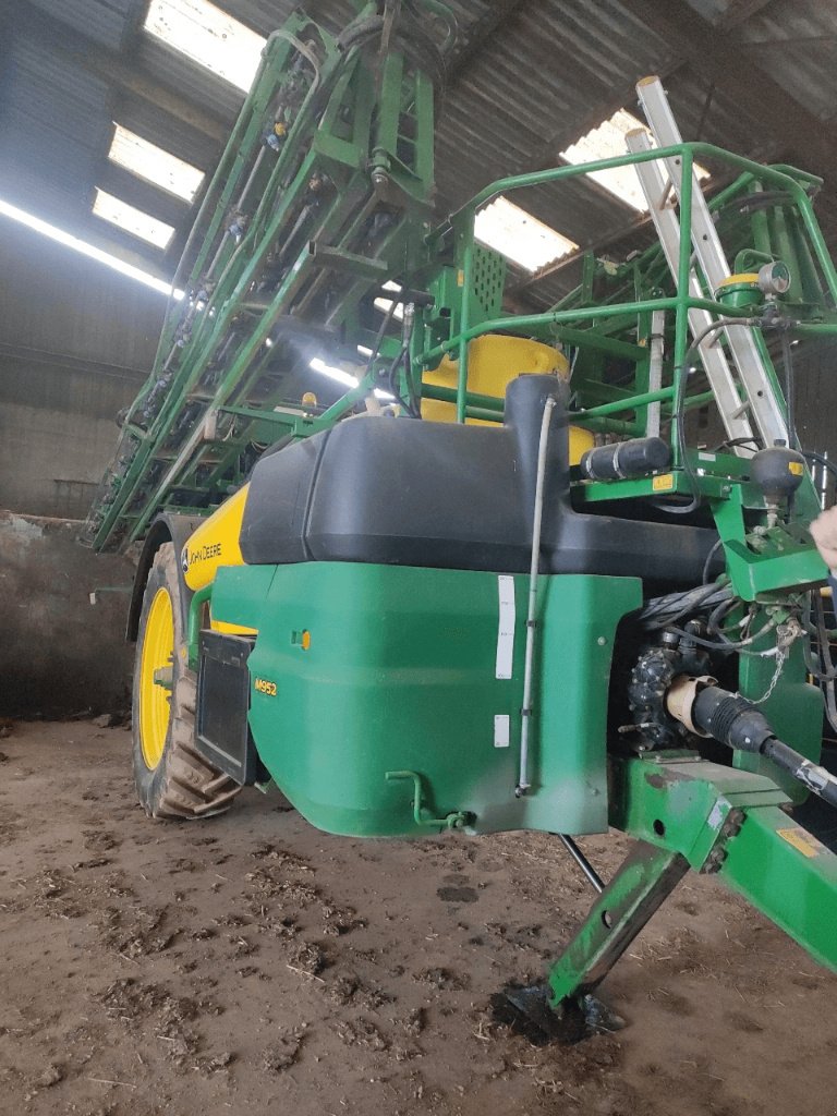 Feldspritze van het type John Deere M 952, Gebrauchtmaschine in Einvaux (Foto 5)