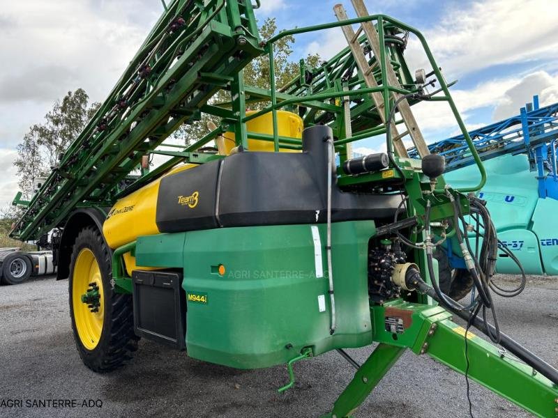 Feldspritze van het type John Deere M944 I, Gebrauchtmaschine in ROYE (Foto 3)