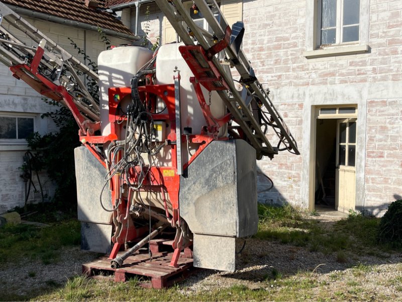 Feldspritze van het type Kuhn Altis 2002, Gebrauchtmaschine in Marolles (Foto 1)