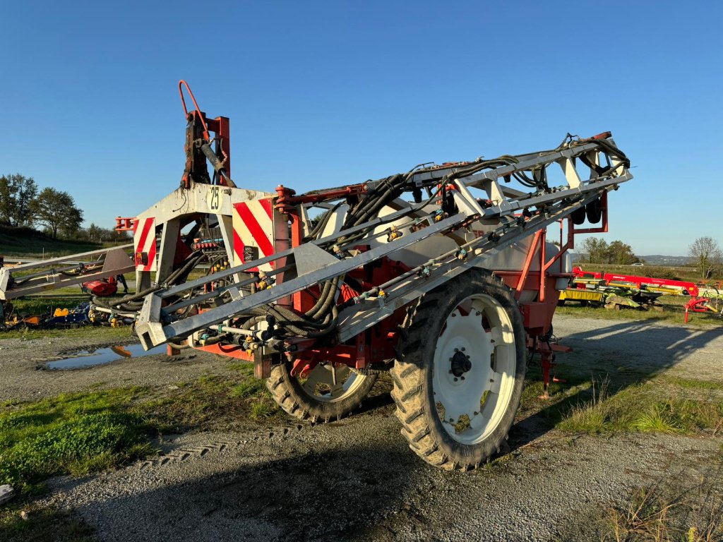 Feldspritze of the type Kuhn Top trainer, Gebrauchtmaschine in GUERET (Picture 3)