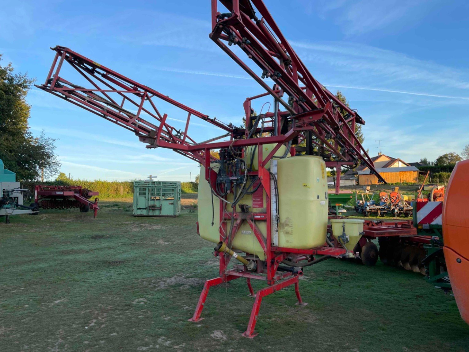 Feldspritze van het type Rau 18M, Gebrauchtmaschine in LA SOUTERRAINE (Foto 1)