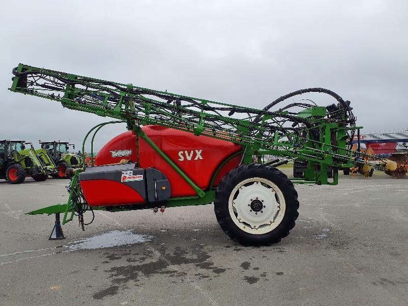 Feldspritze van het type Sonstige SVX250, Gebrauchtmaschine in ANTIGNY (Foto 5)