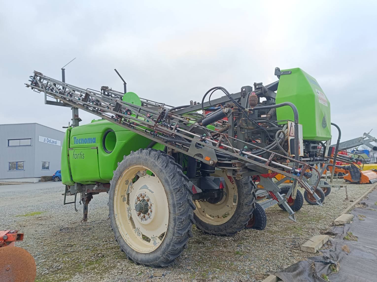 Feldspritze van het type Tecnoma FORTIS 3200, Gebrauchtmaschine in Le Horps (Foto 3)