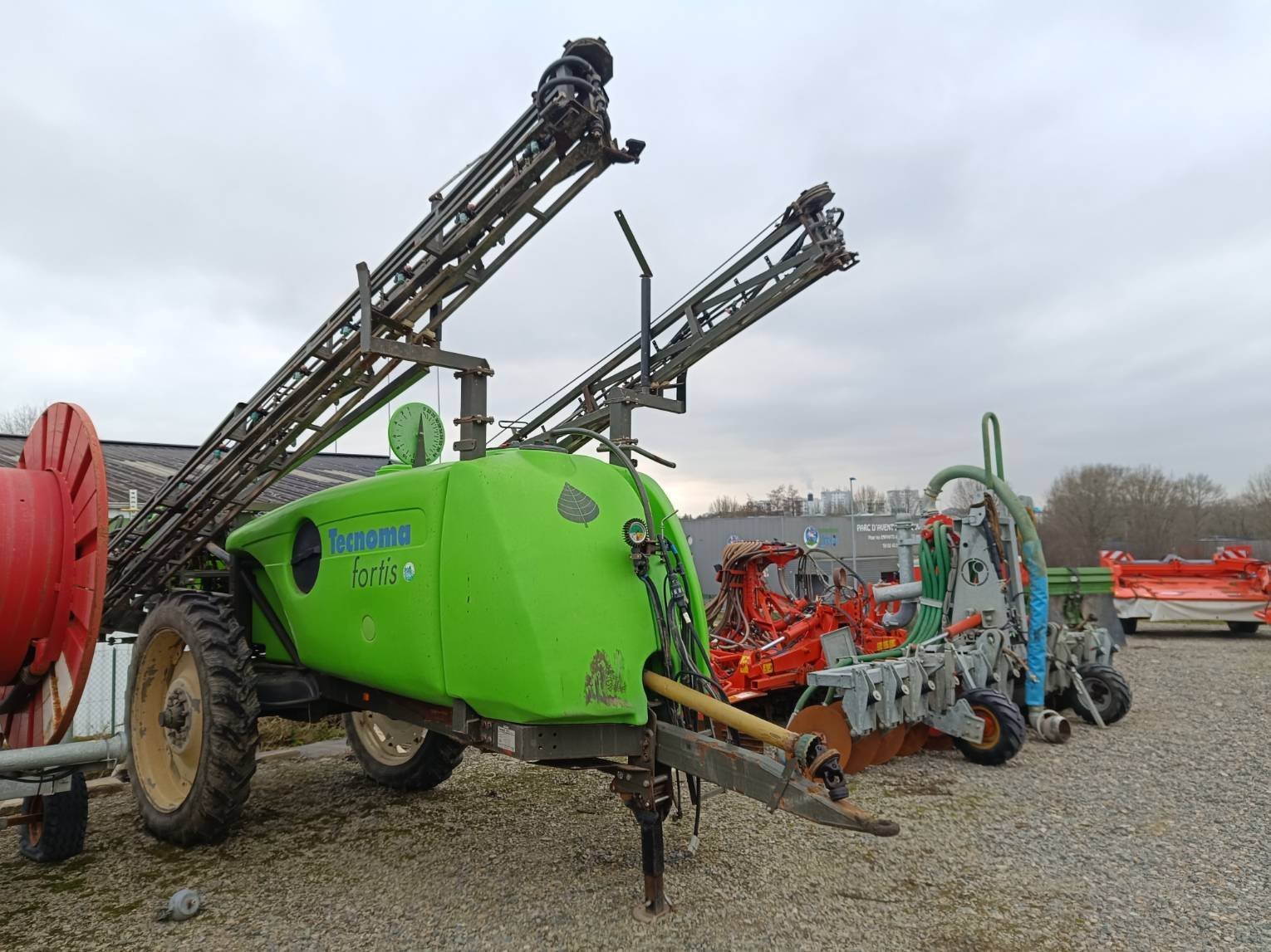 Feldspritze van het type Tecnoma FORTIS 3200, Gebrauchtmaschine in Le Horps (Foto 2)