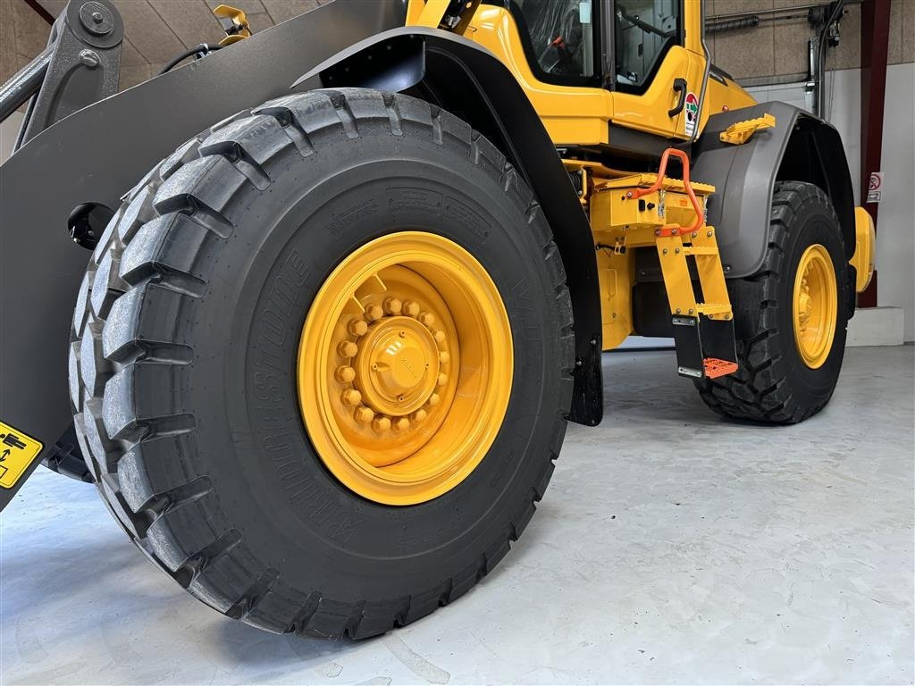 Felge от тип Bridgestone 20.5R25 4 STK FABRIKSNYE HJUL TIL VOLVO L70 OG L90!, Gebrauchtmaschine в Nørager (Снимка 1)