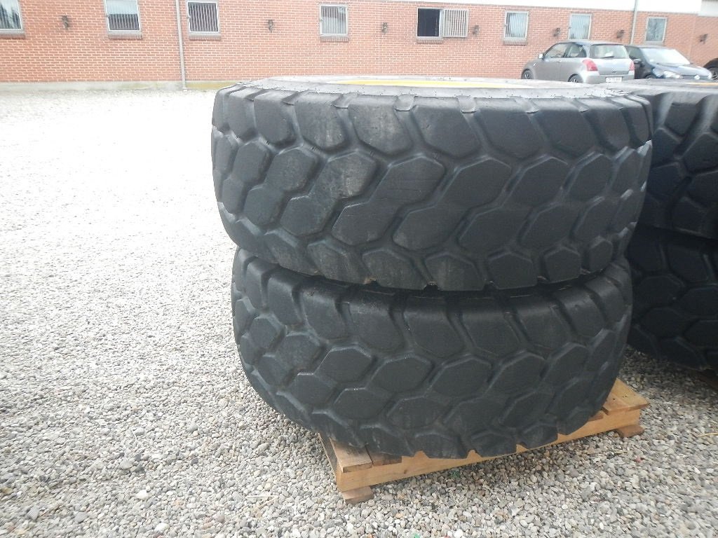 Felge типа Bridgestone 20.5R25 D250, Gebrauchtmaschine в Aabenraa (Фотография 2)