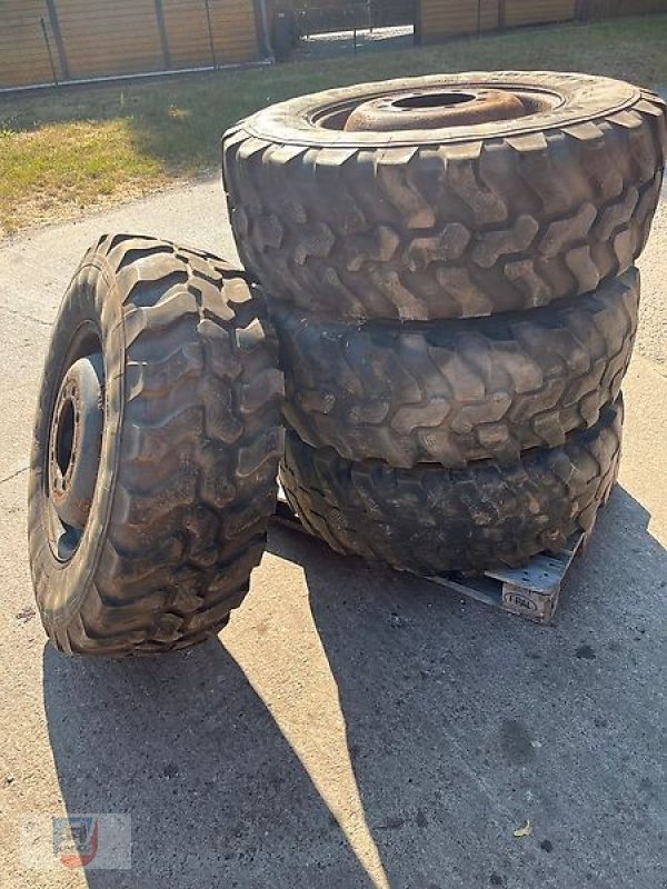 Felge typu Mercedes-Benz Räder Felgen 425 U1300 U1500 U1700 405/70R24, Gebrauchtmaschine w Fitzen (Zdjęcie 2)