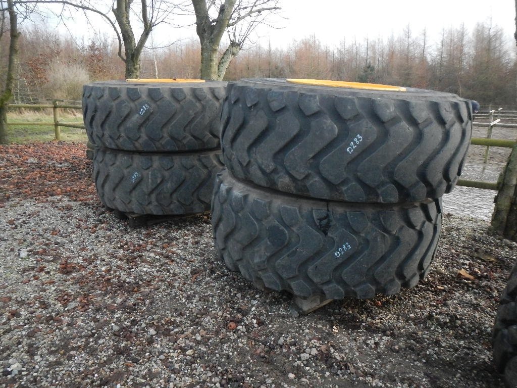 Felge van het type Michelin 23.5R25 L4 XHA2 - D283, Gebrauchtmaschine in Aabenraa (Foto 2)