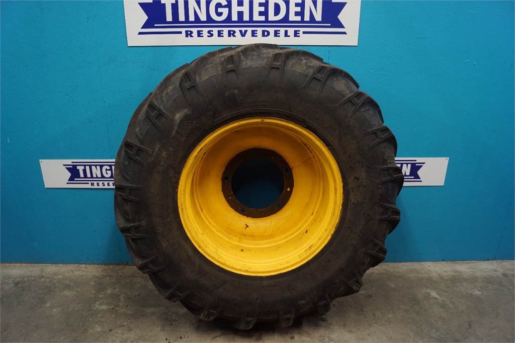 Felge du type New Holland 28 480/70R28, Gebrauchtmaschine en Hemmet (Photo 5)