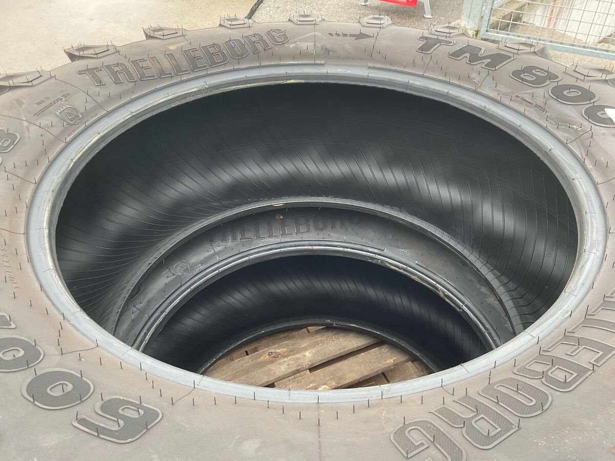 Felge des Typs Trelleborg 540/65R-24   600/65R-38, Vorführmaschine in Zwettl (Bild 6)