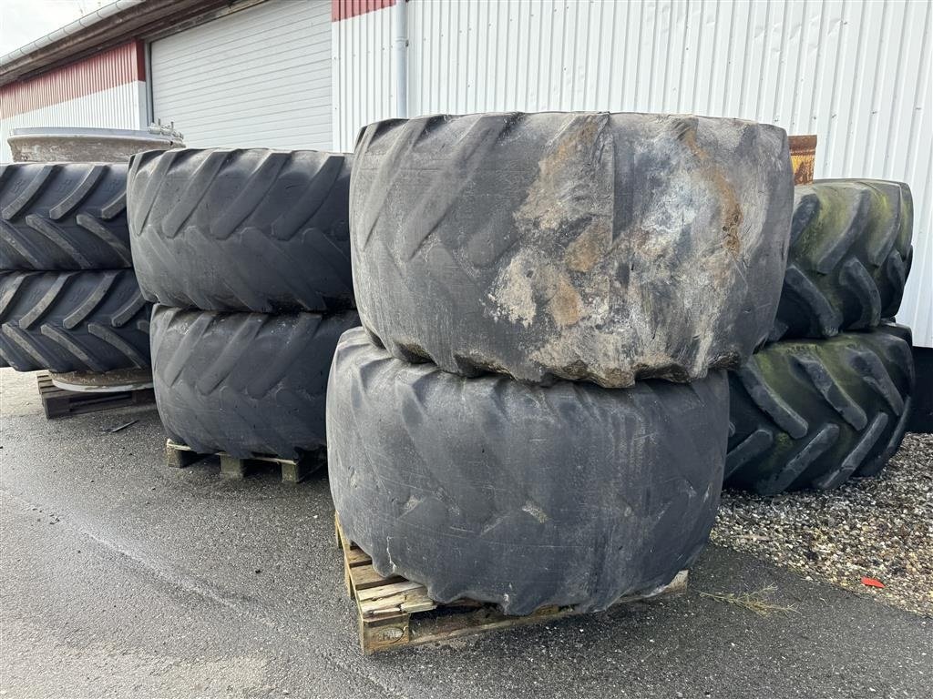 Felge Türe ait Volvo L 110 H 4 STK 750/65R26 KOMPLETTE HJUL!, Gebrauchtmaschine içinde Nørager (resim 1)