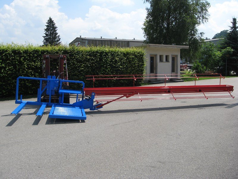Förderanlage van het type Fobro Ernteband mit Arbeitsplattform, Neumaschine in Hüswil (Foto 1)