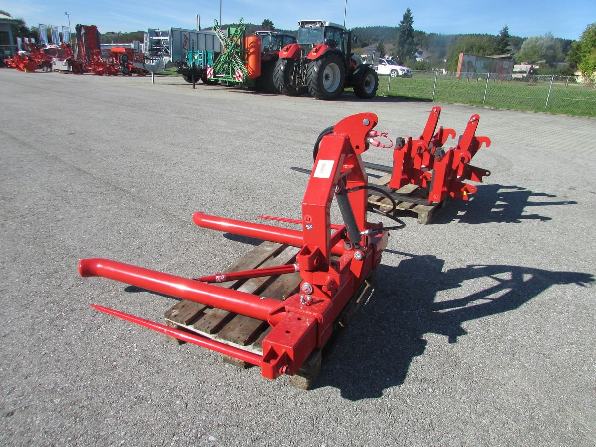 Folienballenzange typu Sonstige Rundballengabel hydraulisch klappbar, Gebrauchtmaschine v Saxen (Obrázok 6)