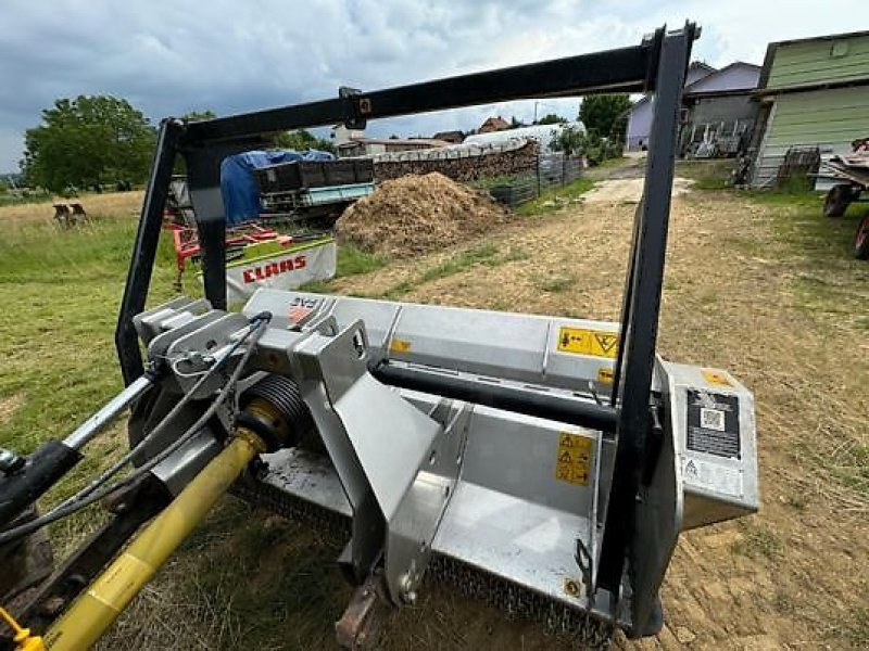 Forstfräse & Forstmulcher des Typs FAE UML/ST-200, Gebrauchtmaschine in Muespach (Bild 4)