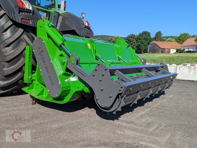 Forstfräse & Forstmulcher del tipo Kobzarenko Forstmulcher 2,5m Drückevorrichtung Häckselklappe, Neumaschine en Tiefenbach (Imagen 1)