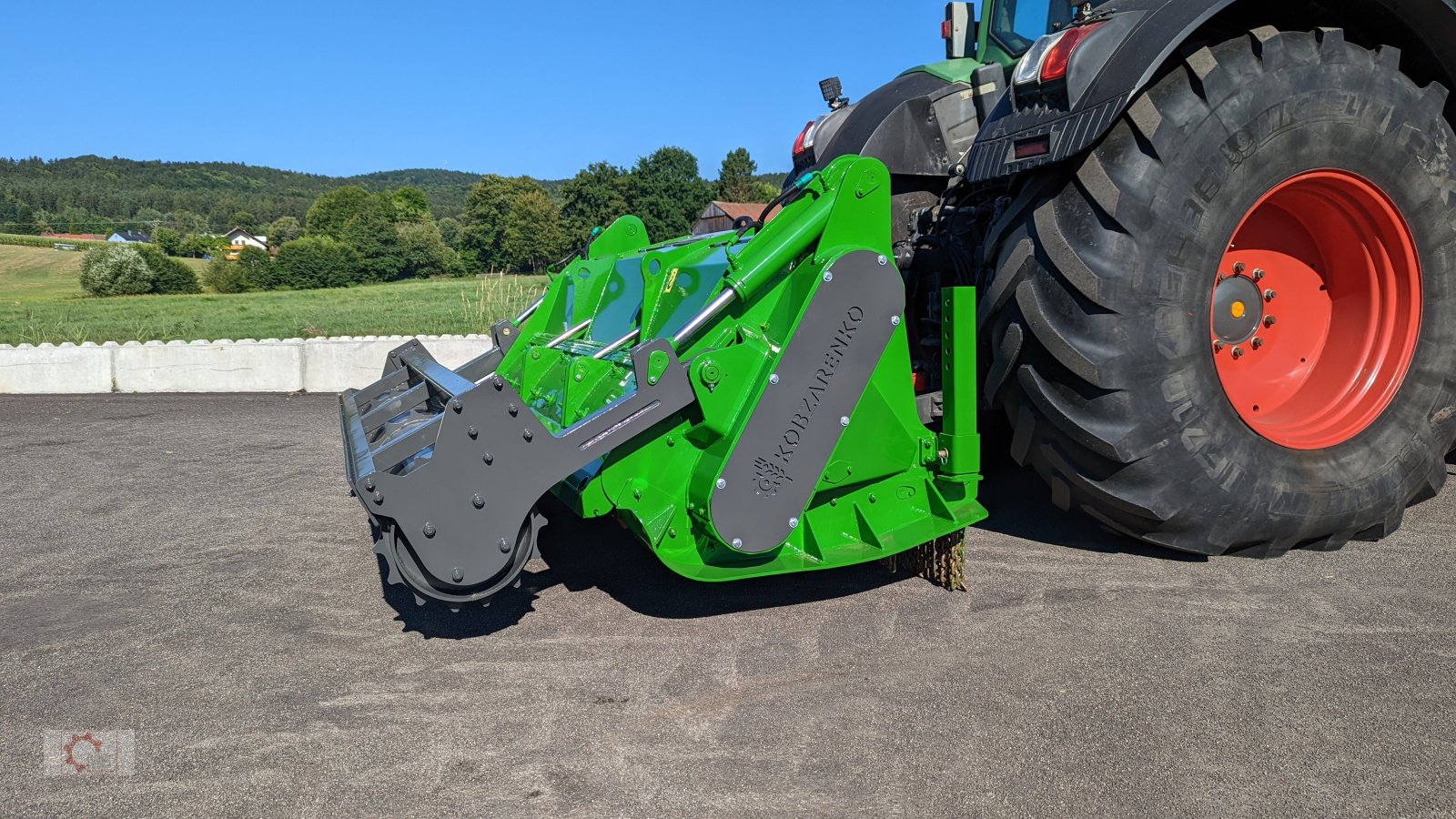 Forstfräse & Forstmulcher tip Kobzarenko Forstmulcher 2,5m Drückevorrichtung Häckselklappe, Neumaschine in Tiefenbach (Poză 12)