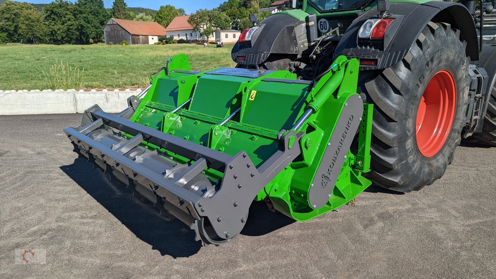 Forstfräse & Forstmulcher of the type Kobzarenko Forstmulcher 2,5m Drückevorrichtung Häckselklappe, Neumaschine in Tiefenbach (Picture 1)