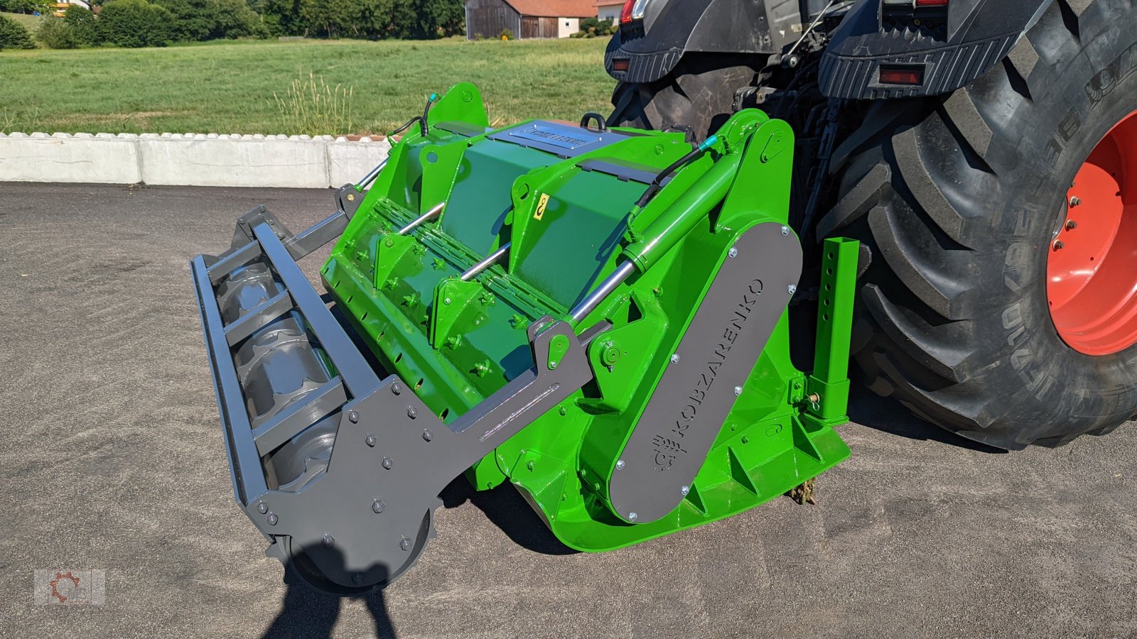 Forstfräse & Forstmulcher of the type Kobzarenko Forstmulcher 2,5m Drückevorrichtung Häckselklappe, Neumaschine in Tiefenbach (Picture 14)