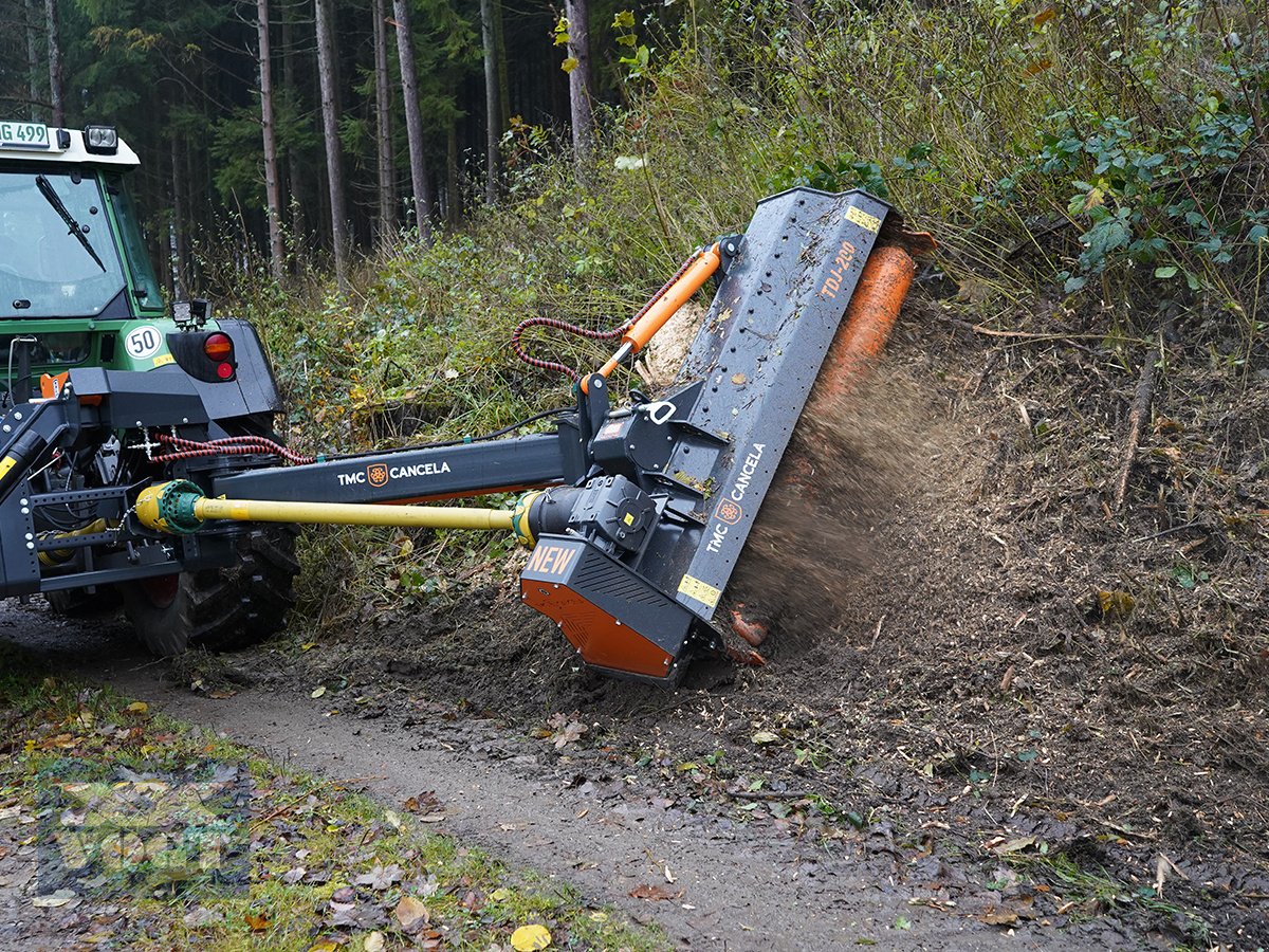 Forstfräse & Forstmulcher des Typs TMC Cancela TDJ-200 Forstmulcher /Seitenmulcher für Traktor-Lagergerät-Aktion, Neumaschine in Schmallenberg (Bild 3)