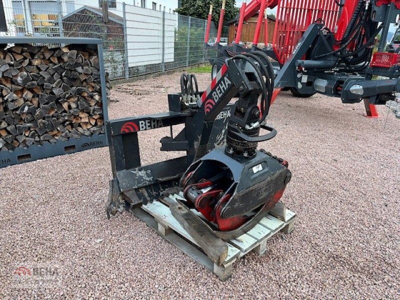 Forstgreifer und Zange del tipo BEHA Gebr. Frontladergreifer FLG 28/60F- Schwenkbar, Gebrauchtmaschine en Steinach