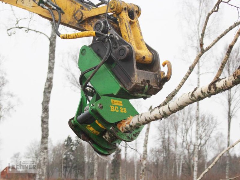 Forstgreifer und Zange des Typs Farma Fällgreifer BC 25 / BC25 - Baggeranbau, Neumaschine in Bad Abbach-Dünzling (Bild 1)