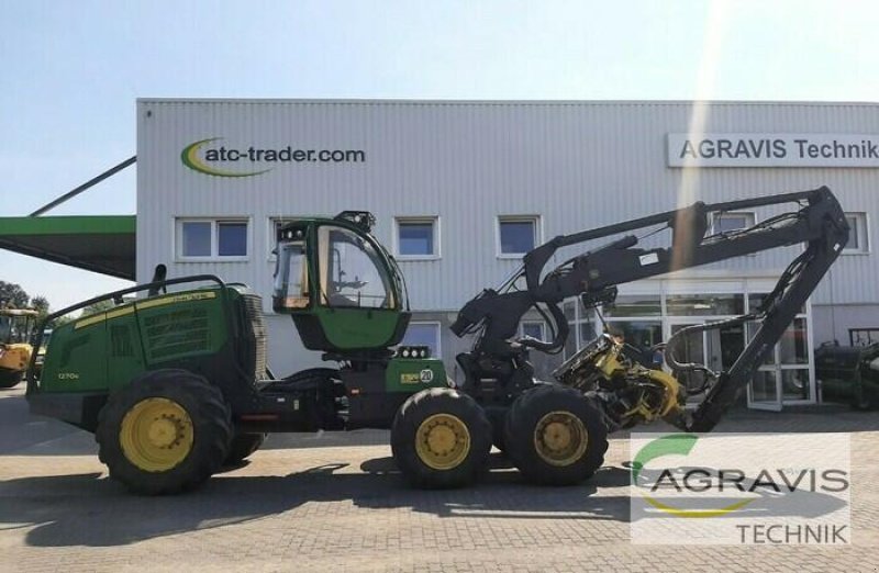 Forstschlepper des Typs John Deere 1270 E HARVESTER, Gebrauchtmaschine in Calbe / Saale (Bild 7)