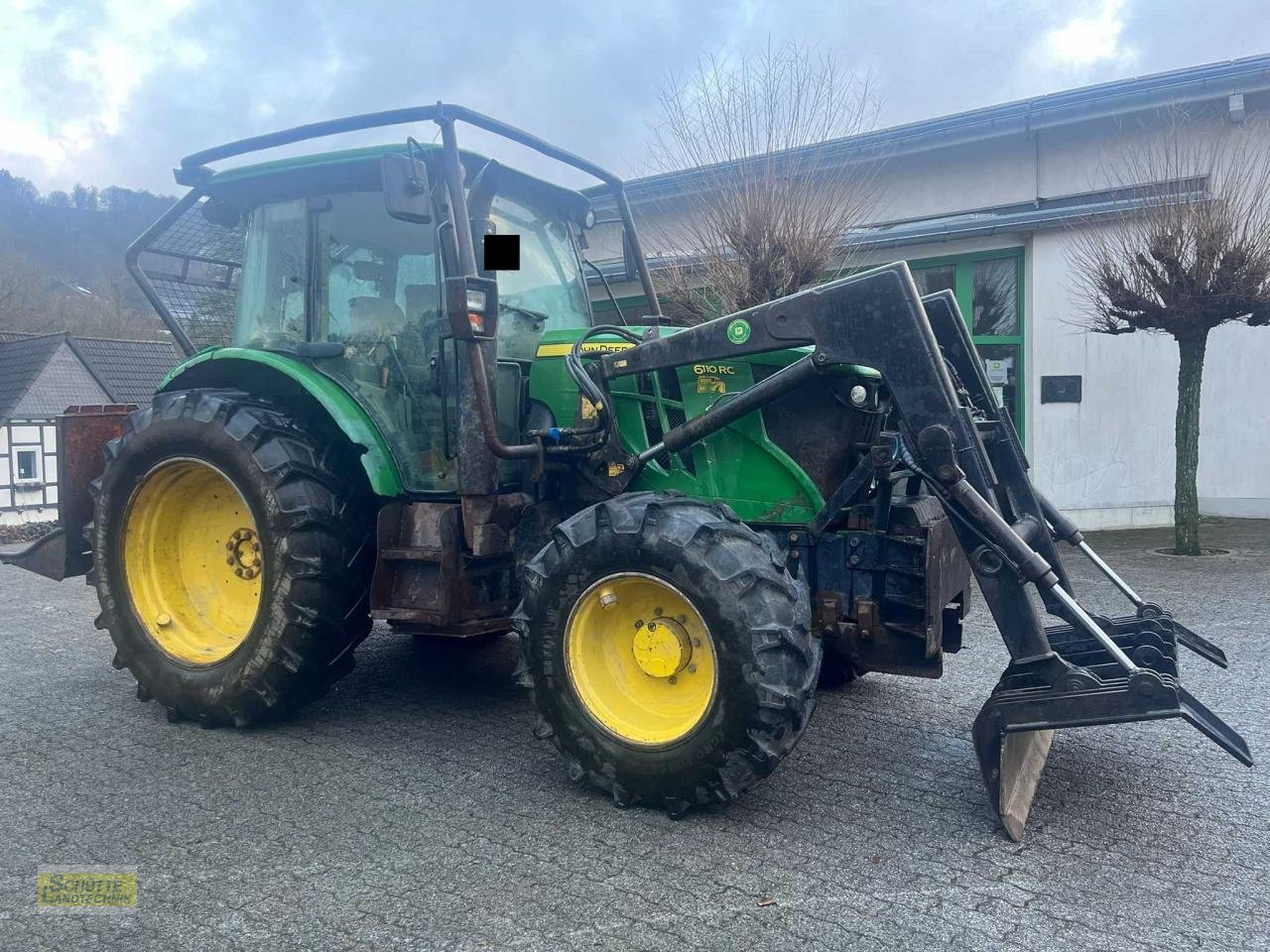 Forstschlepper tip John Deere 6110 RC Forsttraktor, Gebrauchtmaschine in Marsberg-Giershagen (Poză 2)