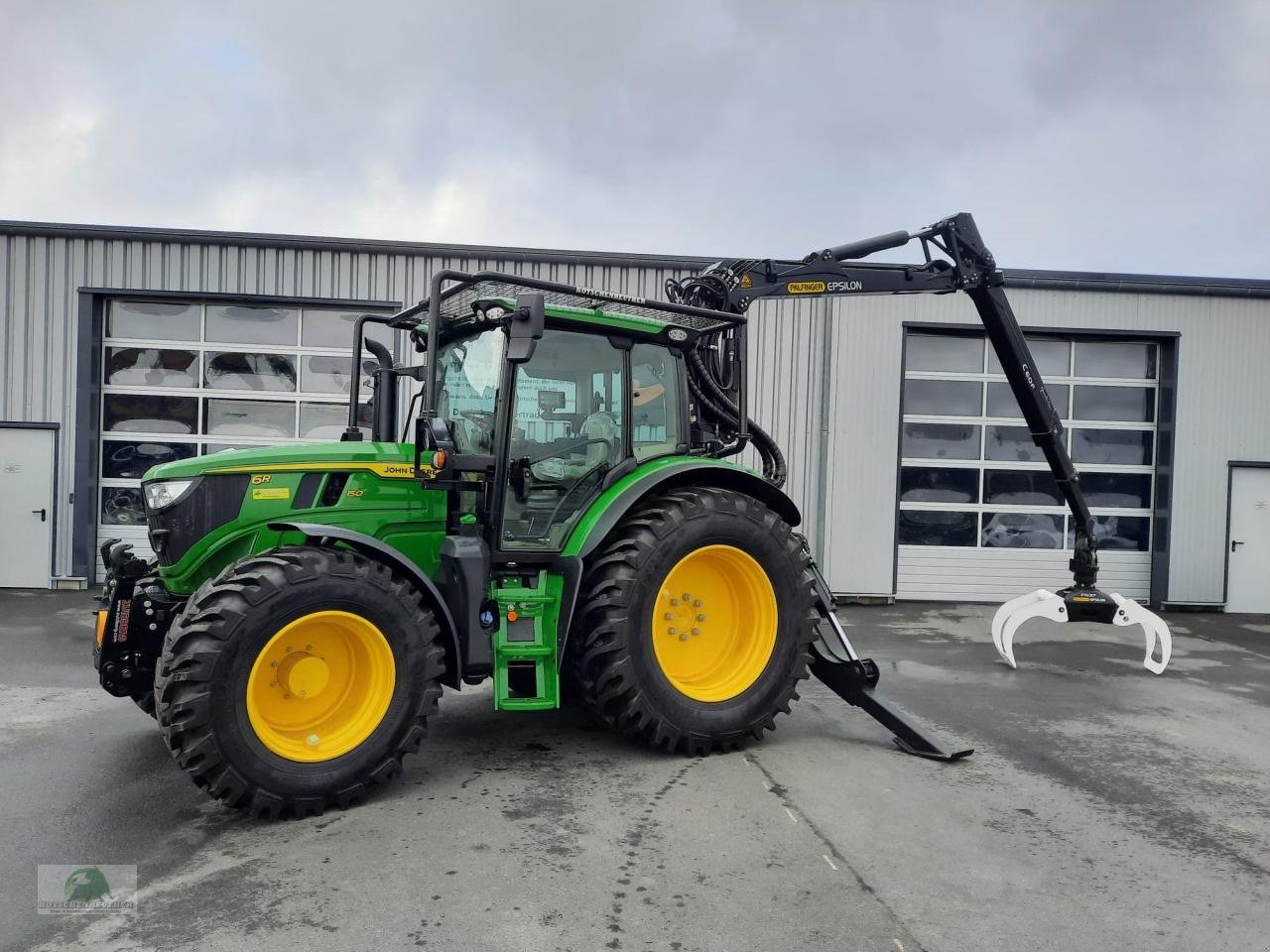 Forstschlepper za tip John Deere 6R 150 mit Ladekran, Neumaschine u Triebes (Slika 1)